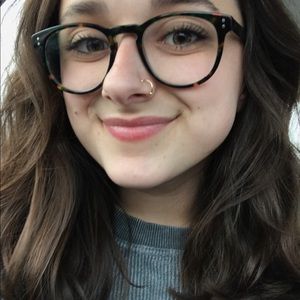 Meet your Posher, Cj